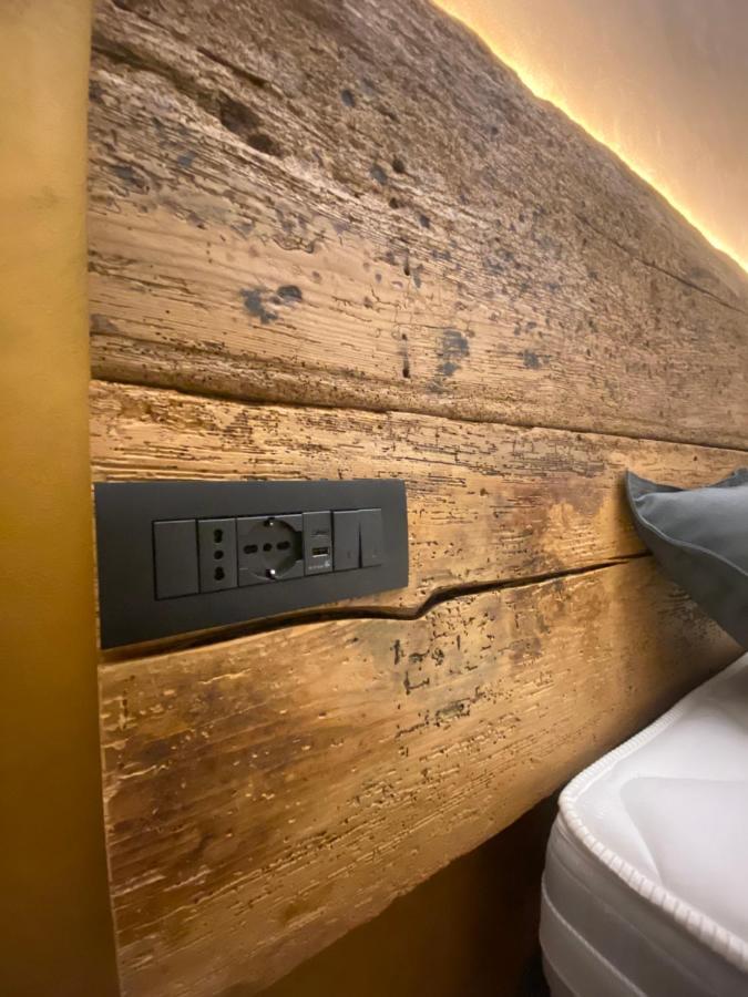 La Lupa Apartment - In The Heart Of Aosta With Car Box Extérieur photo