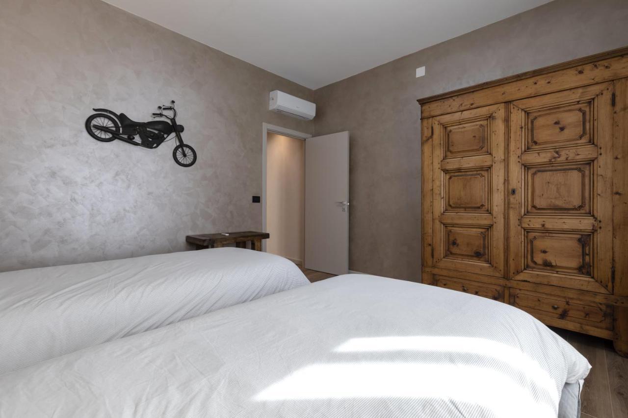 La Lupa Apartment - In The Heart Of Aosta With Car Box Extérieur photo
